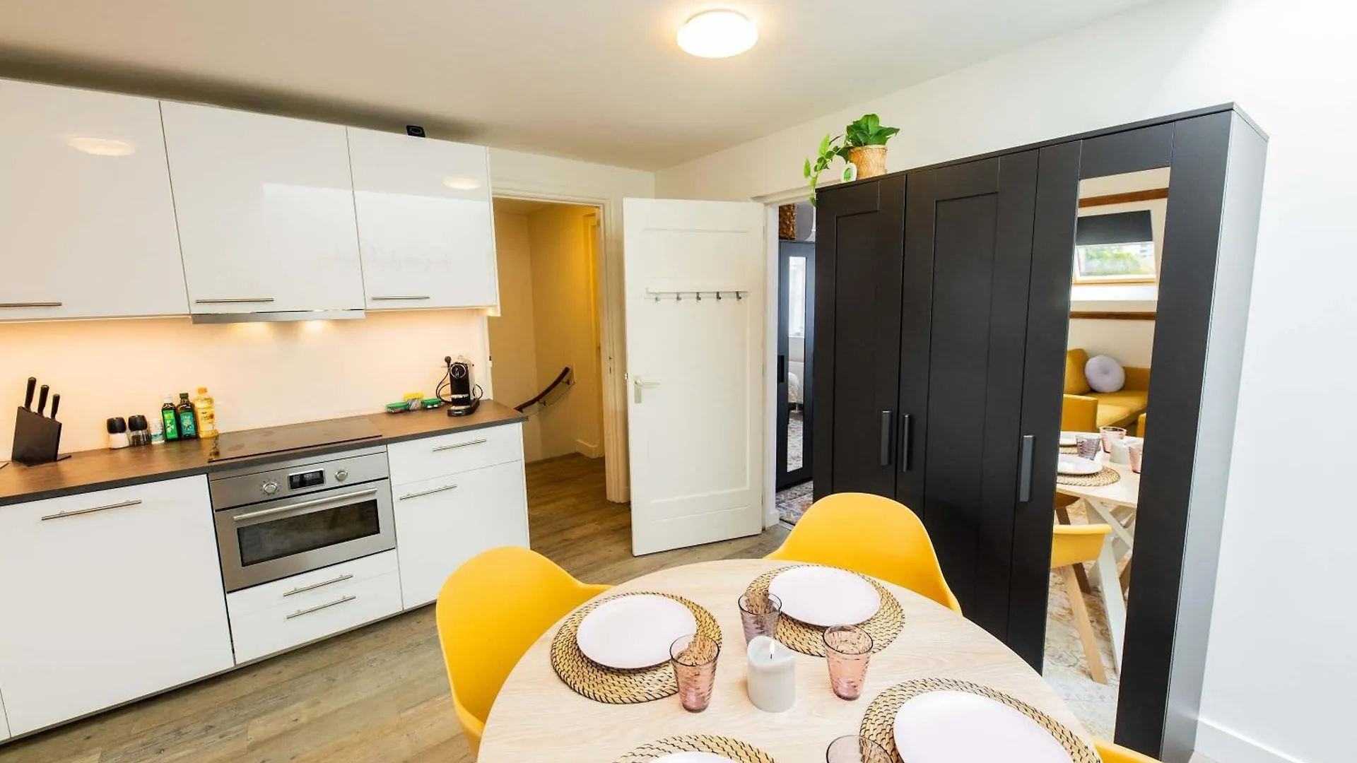 Joyful 50M2 Two-Bedroom Apartment - Sd23J Eindhoven