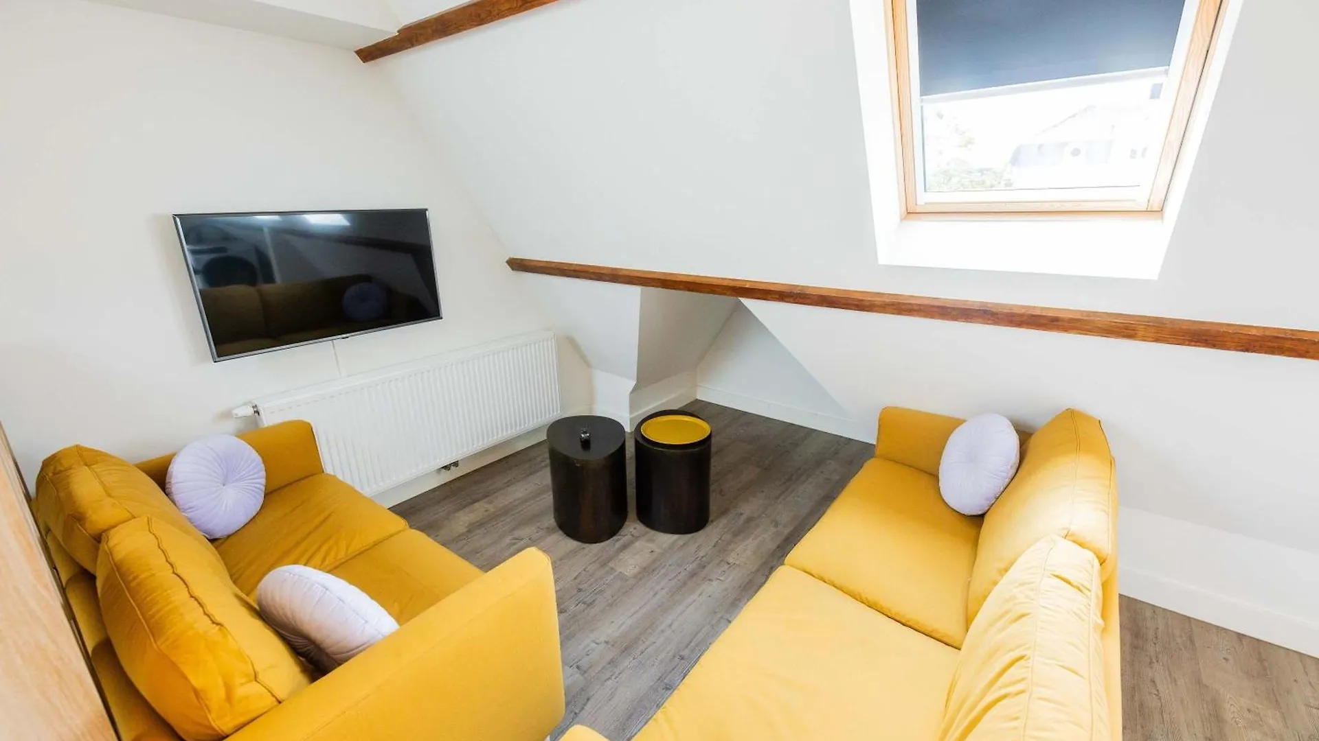Joyful 50M2 Two-Bedroom Apartment - Sd23J Eindhoven 0*,