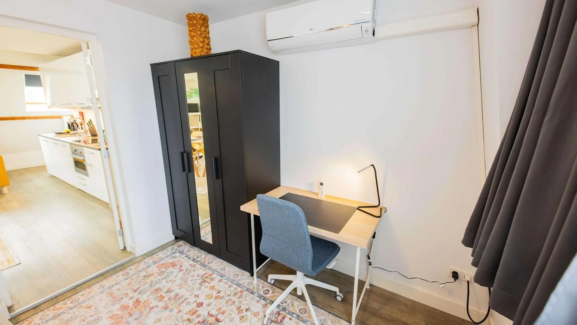Joyful 50M2 Two-Bedroom Apartment - Sd23J Eindhoven 0*,